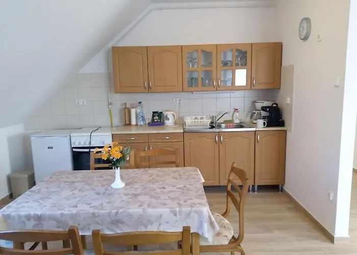 Foeveny * バラトンウドヴァリ